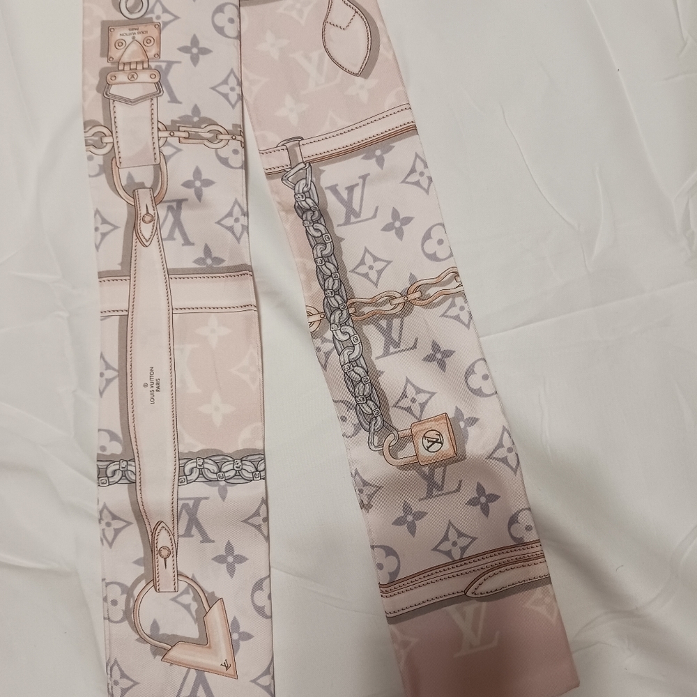 Louis Vuitton monogram bandeau - Picture 1 of 7